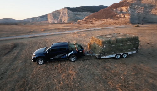 【MAX实验室】首测：拖拽4吨重物，江西五十铃RE-MAX展