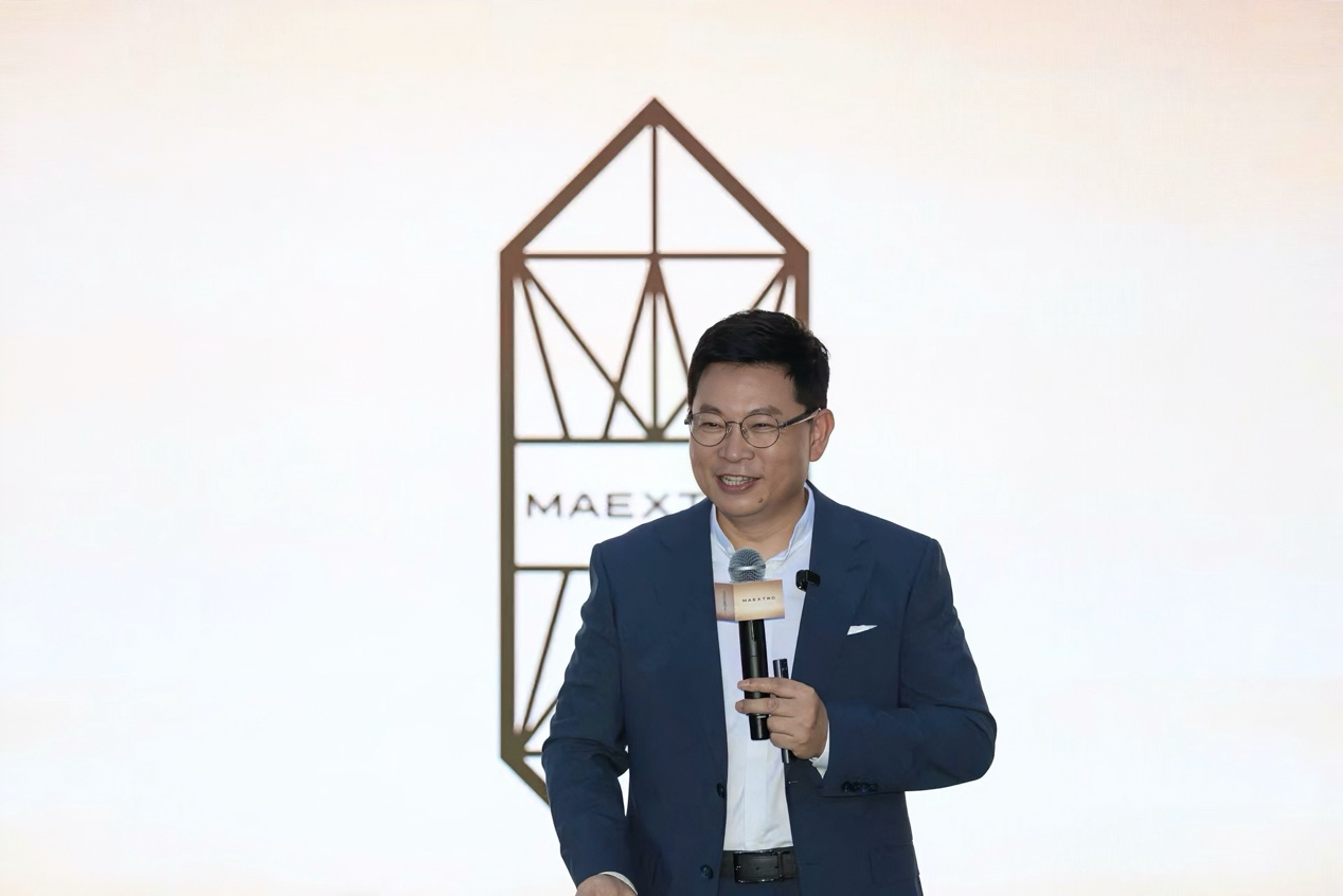 高端圈层出行新名片，尊界S800典藏大观与尊界V800开启首批交付